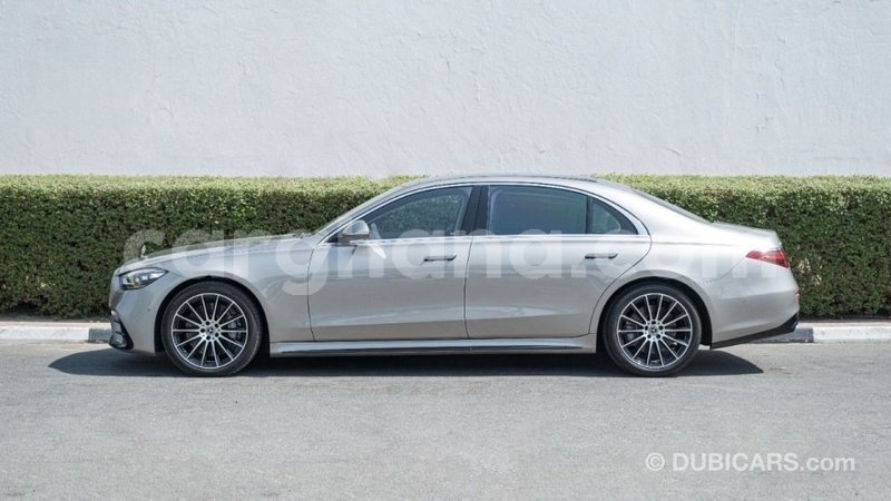 Big with watermark mercedes benz a200 ashanti import dubai 48899