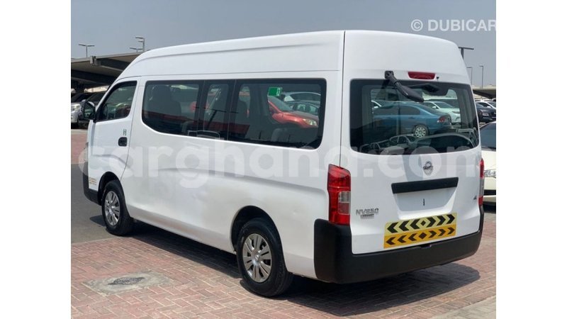 Big with watermark nissan urvan ashanti import dubai 48901