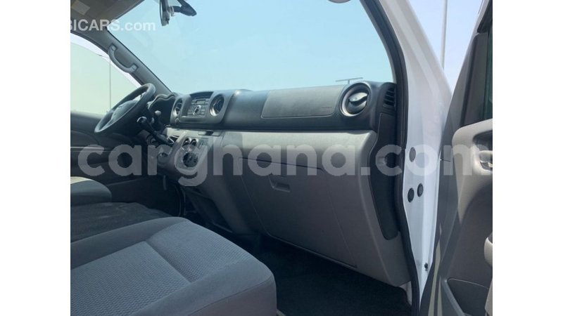 Big with watermark nissan urvan ashanti import dubai 48901