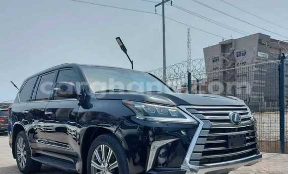 Sayi Na hannu Lexus LX 570 Black Mota in Accra a Greater Accra Sayi Na hannu Lexus LX 570 Black Mota in Accra a Greater Accra