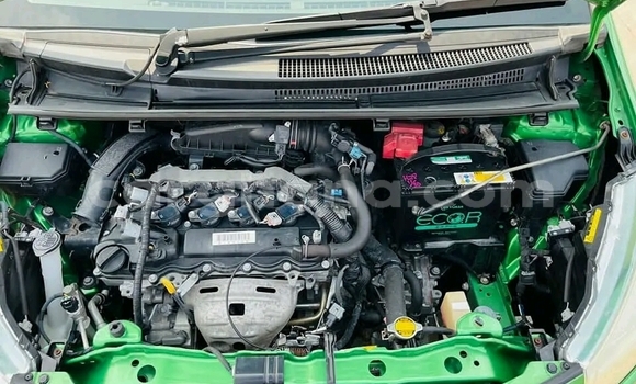 Ra Àlòkù Toyota Yaris Alawọ ewe Ọkọ̀ in Sekondi–Takoradi Metropolitan ni Oorun Ra Àlòkù Toyota Yaris Alawọ ewe Ọkọ̀ in Sekondi–Takoradi Metropolitan ni Oorun