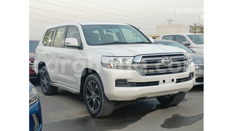 Big with watermark toyota land cruiser ashanti import dubai 48924