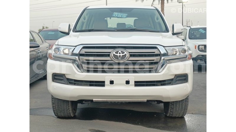 Big with watermark toyota land cruiser ashanti import dubai 48924