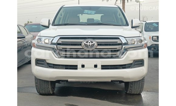 Buy Import Toyota Land Cruiser White Car in Import - Dubai in Ashanti Buy Import Toyota Land Cruiser White Car in Import - Dubai in Ashanti