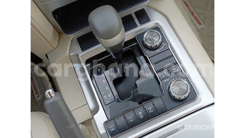 Big with watermark toyota land cruiser ashanti import dubai 48924