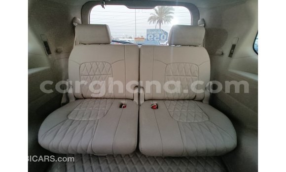 Buy Import Toyota Land Cruiser White Car in Import - Dubai in Ashanti Buy Import Toyota Land Cruiser White Car in Import - Dubai in Ashanti