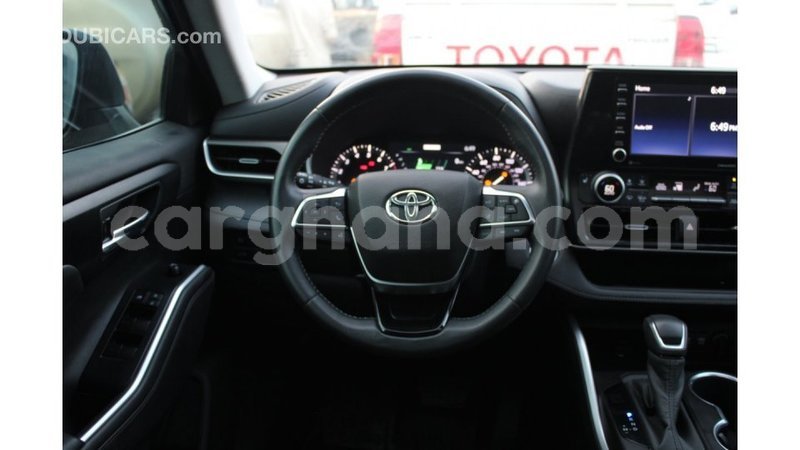 Big with watermark toyota highlander ashanti import dubai 48925