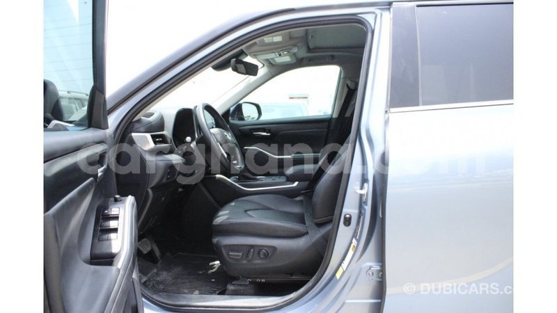 Big with watermark toyota highlander ashanti import dubai 48925