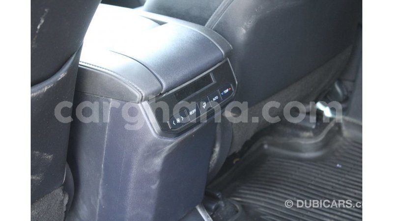 Big with watermark toyota highlander ashanti import dubai 48925