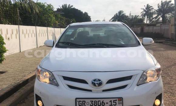 Buy Used Toyota Corolla White Car in Accra in Greater Accra