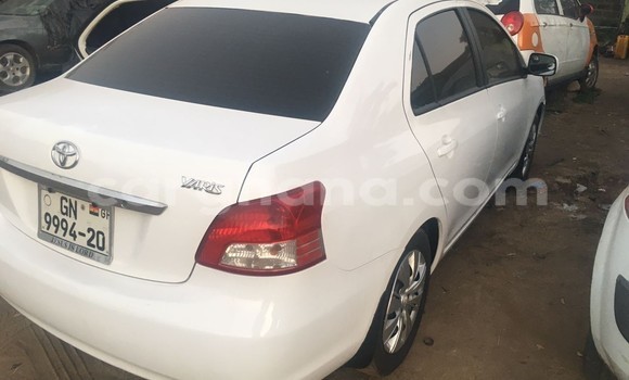 Sayi Na hannu Toyota Yaris White Mota in Accra a Greater Accra Sayi Na hannu Toyota Yaris White Mota in Accra a Greater Accra