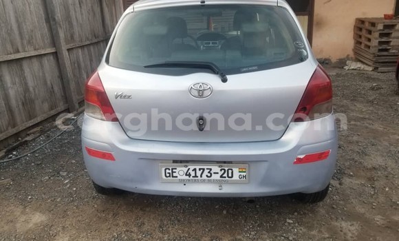 Sayi Na hannu Toyota Vitz Blue Mota in Accra a Greater Accra Sayi Na hannu Toyota Vitz Blue Mota in Accra a Greater Accra