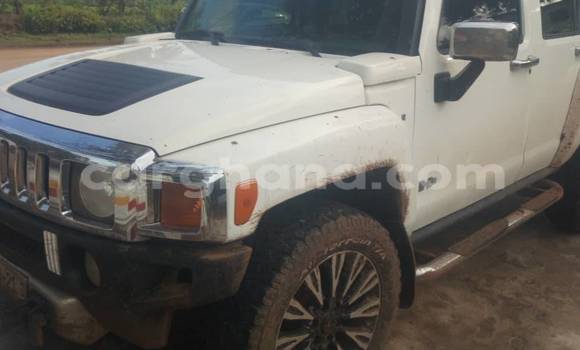 Sayi Na hannu Hummer H3 White Mota in Accra a Greater Accra Sayi Na hannu Hummer H3 White Mota in Accra a Greater Accra