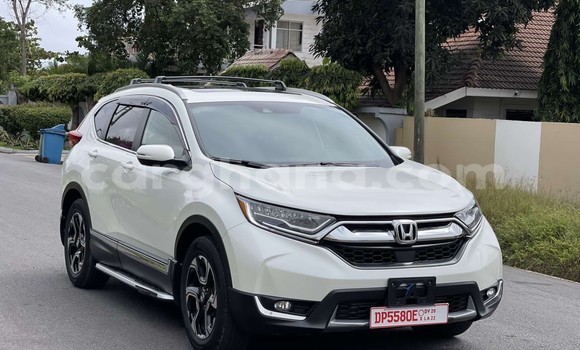 Buy Used Honda CR–V White Car in Accra in Greater Accra Buy Used Honda CR–V White Car in Accra in Greater Accra
