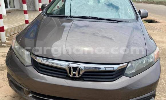 Sayi Na hannu Honda Civic Brown Mota in Accra a Greater Accra