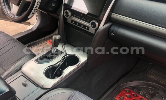 Sayi Na hannu Toyota Camry Azurfa Mota in Accra a Greater Accra Sayi Na hannu Toyota Camry Azurfa Mota in Accra a Greater Accra