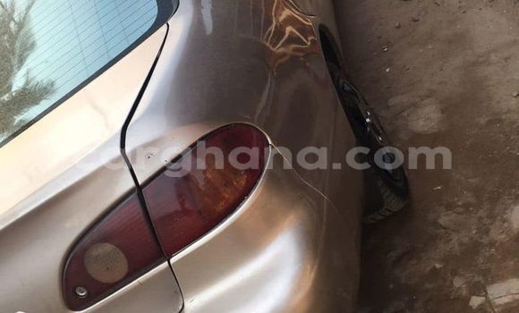 Sayi Na hannu Toyota Corolla Brown Mota in Accra a Greater Accra Sayi Na hannu Toyota Corolla Brown Mota in Accra a Greater Accra