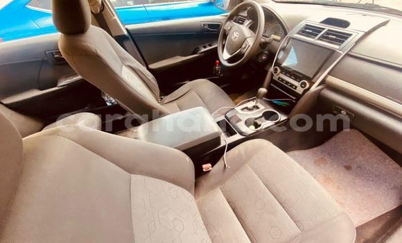 Sayi Na hannu Toyota Camry Azurfa Mota in Accra a Greater Accra Sayi Na hannu Toyota Camry Azurfa Mota in Accra a Greater Accra