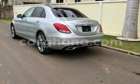 Sayi Na hannu Mercedes‒Benz C–Class Azurfa Mota in Accra a Greater Accra Sayi Na hannu Mercedes‒Benz C–Class Azurfa Mota in Accra a Greater Accra
