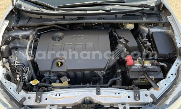 Sayi Na hannu Toyota Corolla Azurfa Mota in Accra a Greater Accra Sayi Na hannu Toyota Corolla Azurfa Mota in Accra a Greater Accra