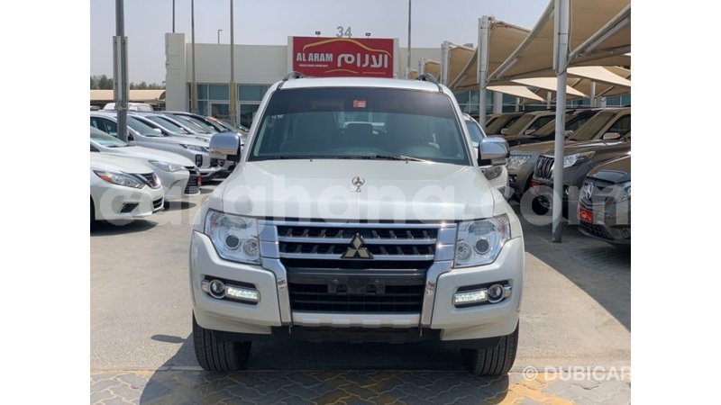 Big with watermark mitsubishi pajero ashanti import dubai 49004