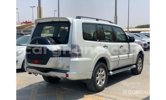 Sayi Imported Mitsubishi Pajero White Mota in Import - Dubai a Ashanti Sayi Imported Mitsubishi Pajero White Mota in Import - Dubai a Ashanti