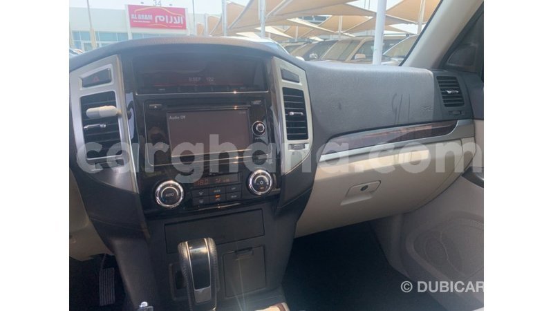 Big with watermark mitsubishi pajero ashanti import dubai 49004