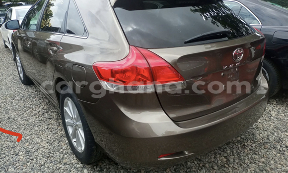 Ra Àlòkù Toyota Venza Brown Ọkọ̀ in Accra ni Greater Accra Ra Àlòkù Toyota Venza Brown Ọkọ̀ in Accra ni Greater Accra