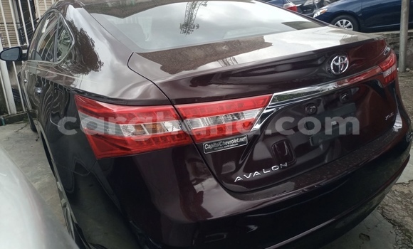 Sayi Na hannu Toyota Avalon Black Mota in Accra a Greater Accra Sayi Na hannu Toyota Avalon Black Mota in Accra a Greater Accra