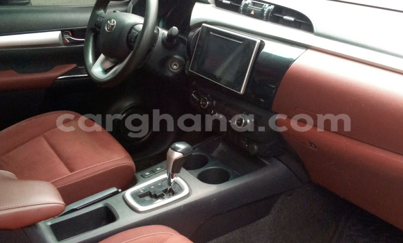 Buy Used Toyota Hilux White Car in Accra in Greater Accra Buy Used Toyota Hilux White Car in Accra in Greater Accra