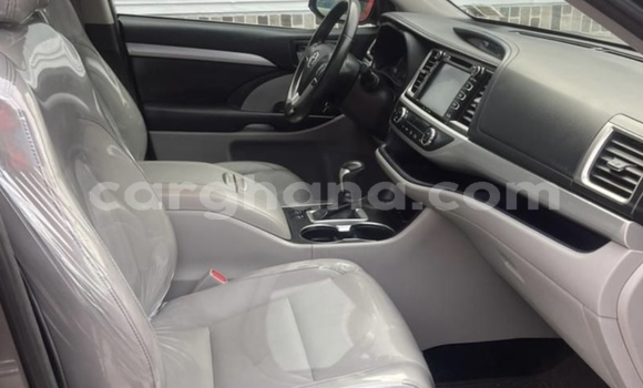 Sayi Na hannu Toyota Highlander Sauran Mota in Accra a Greater Accra Sayi Na hannu Toyota Highlander Sauran Mota in Accra a Greater Accra
