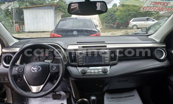 Buy Used Toyota RAV4 Green Car in Accra in Greater Accra Buy Used Toyota RAV4 Green Car in Accra in Greater Accra