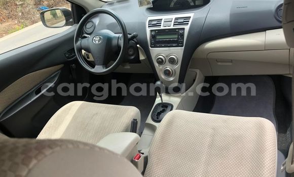 Sayi Na hannu Toyota Yaris Brown Mota in Accra a Greater Accra Sayi Na hannu Toyota Yaris Brown Mota in Accra a Greater Accra