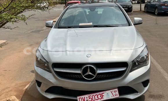 Sayi Na hannu Mercedes‒Benz CLA-klasse Azurfa Mota in Accra a Greater Accra Sayi Na hannu Mercedes‒Benz CLA-klasse Azurfa Mota in Accra a Greater Accra