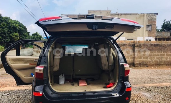 Sayi Na hannu Toyota Fortuner Black Mota in Accra a Greater Accra Sayi Na hannu Toyota Fortuner Black Mota in Accra a Greater Accra