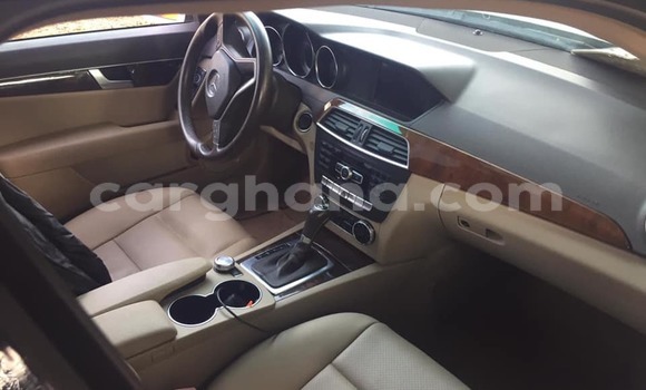 Sayi Na hannu Mercedes‒Benz C–Class White Mota in Accra a Greater Accra Sayi Na hannu Mercedes‒Benz C–Class White Mota in Accra a Greater Accra