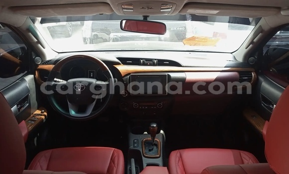 Buy Used Toyota Hilux Surf Black Car in Accra in Greater Accra Buy Used Toyota Hilux Surf Black Car in Accra in Greater Accra
