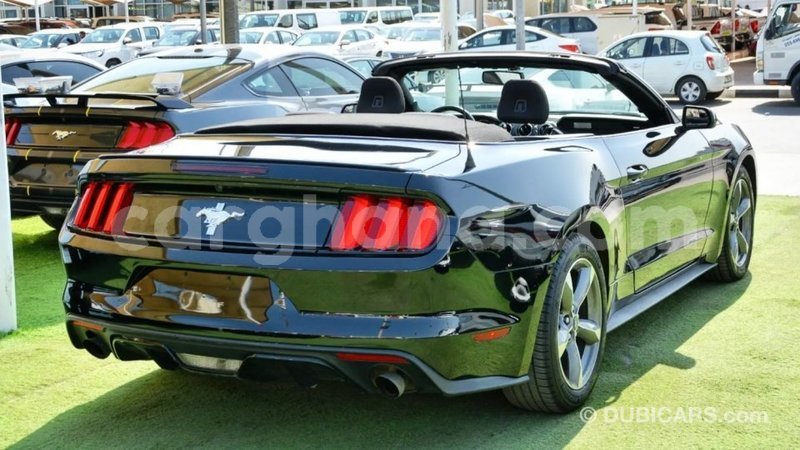 Big with watermark ford mustang ashanti import dubai 49111