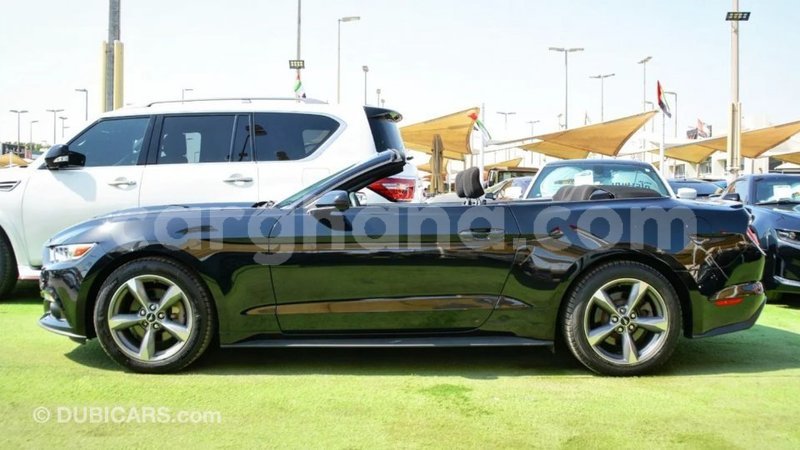 Big with watermark ford mustang ashanti import dubai 49111