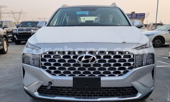 Buy Used Hyundai Santa Fe Silver Car in Accra in Greater Accra Buy Used Hyundai Santa Fe Silver Car in Accra in Greater Accra