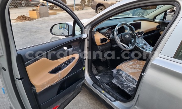 Buy Used Hyundai Santa Fe Silver Car in Accra in Greater Accra Buy Used Hyundai Santa Fe Silver Car in Accra in Greater Accra
