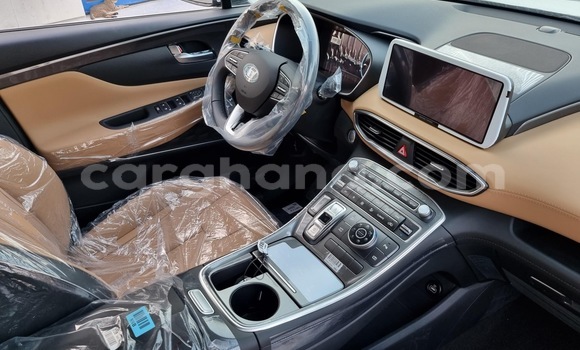 Buy Used Hyundai Santa Fe Silver Car in Accra in Greater Accra Buy Used Hyundai Santa Fe Silver Car in Accra in Greater Accra