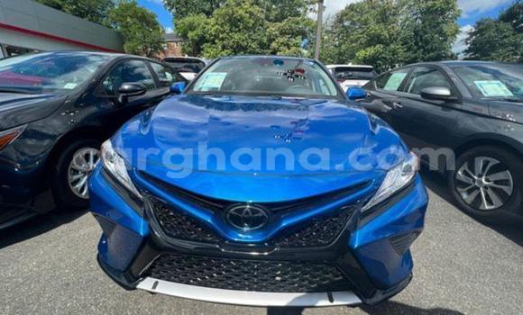 Sayi Na hannu Toyota Camry Blue Mota in Tema a Greater Accra