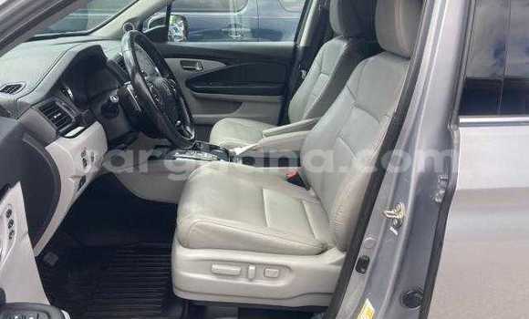 Buy Used Honda Pilot Silver Car in Accra in Greater Accra Buy Used Honda Pilot Silver Car in Accra in Greater Accra