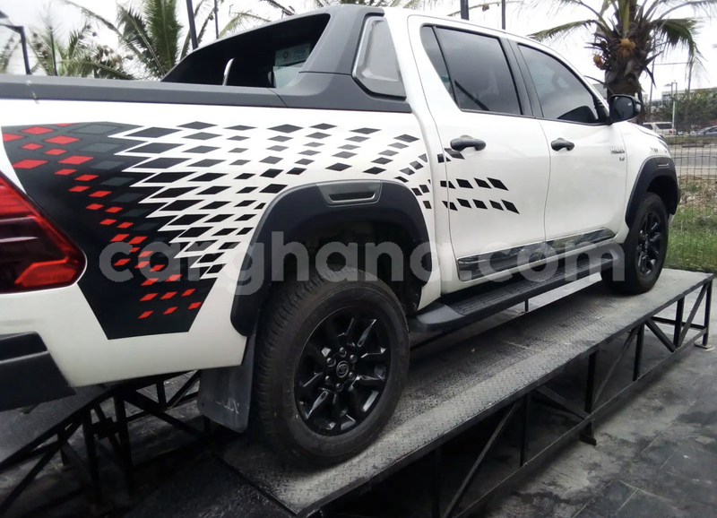 Big with watermark toyota hilux surf greater accra accra 49187