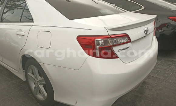 Buy Used Toyota Camry White Car in Accra in Greater Accra Buy Used Toyota Camry White Car in Accra in Greater Accra