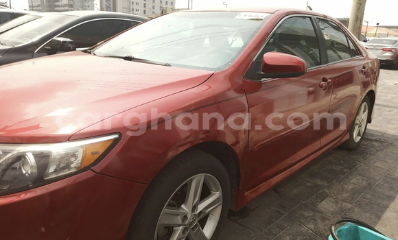 Sayi Na hannu Toyota Camry Red Mota in Accra a Greater Accra Sayi Na hannu Toyota Camry Red Mota in Accra a Greater Accra