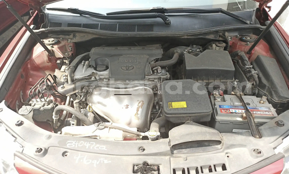 Sayi Na hannu Toyota Camry Red Mota in Accra a Greater Accra Sayi Na hannu Toyota Camry Red Mota in Accra a Greater Accra