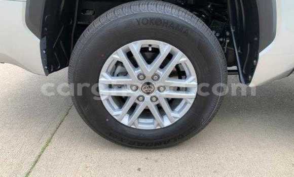 Buy Used Toyota Tundra Silver Car in Accra in Greater Accra Buy Used Toyota Tundra Silver Car in Accra in Greater Accra