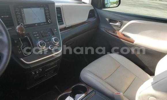 Ra Àlòkù Toyota Sienna Miiran Ọkọ̀ in Accra ni Greater Accra Ra Àlòkù Toyota Sienna Miiran Ọkọ̀ in Accra ni Greater Accra